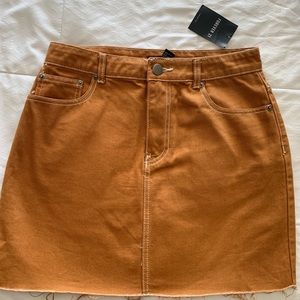 Forever21 contrast stitching camel skirt